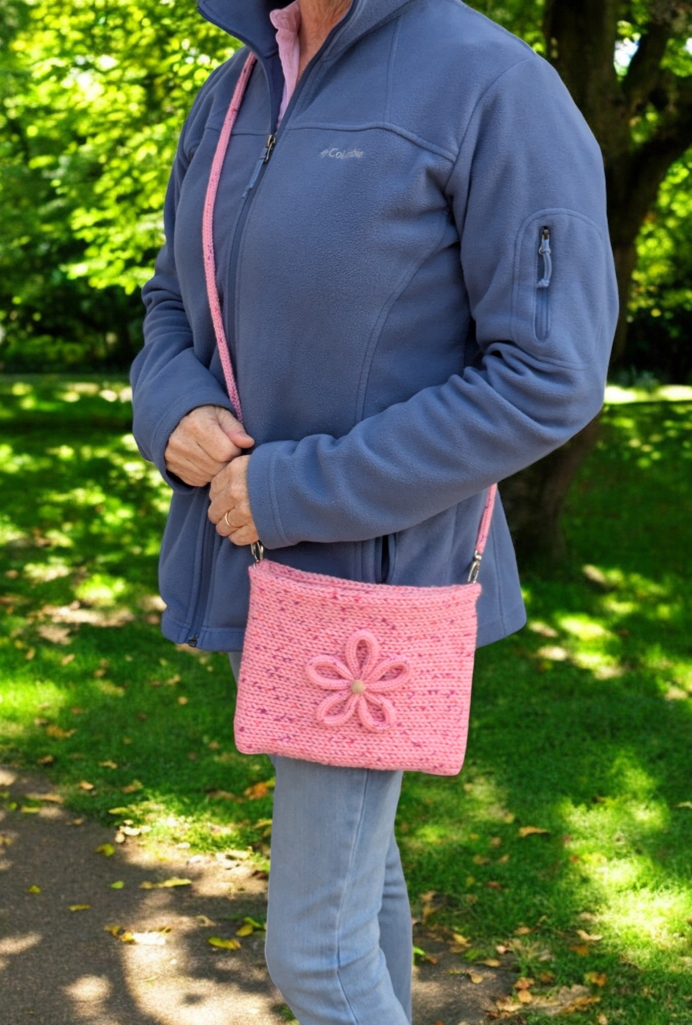 The Daisy Crossbody Purse in Bright Pink